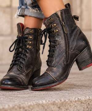 BED STU Judgement Leather Heeled Combat Boots Black Rustic Size 7.5